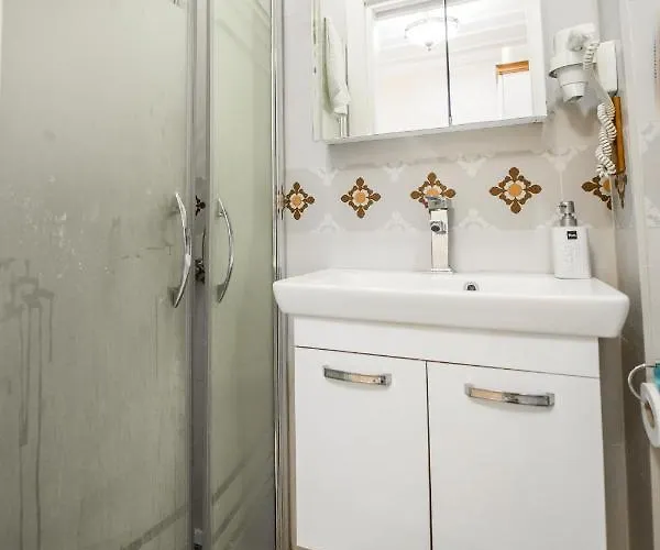 Linfer Taksim 2* Provincia di Istanbul